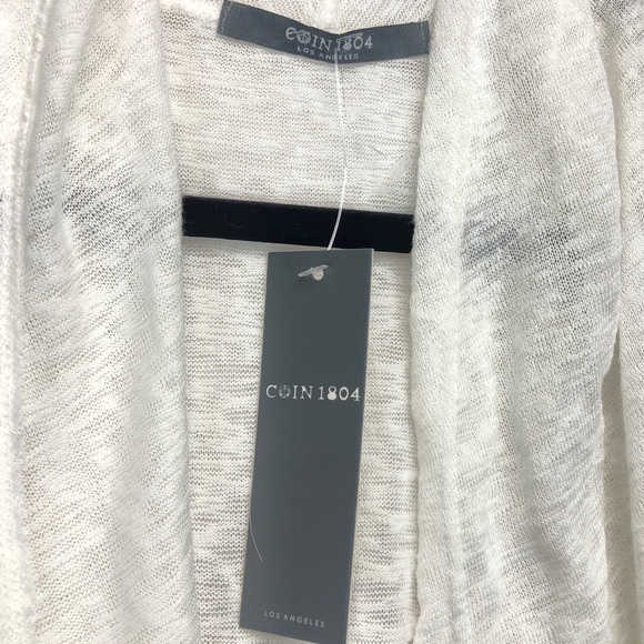 ✨Coin 1804 White Cocoon Cardigan - Picture 3 of 10